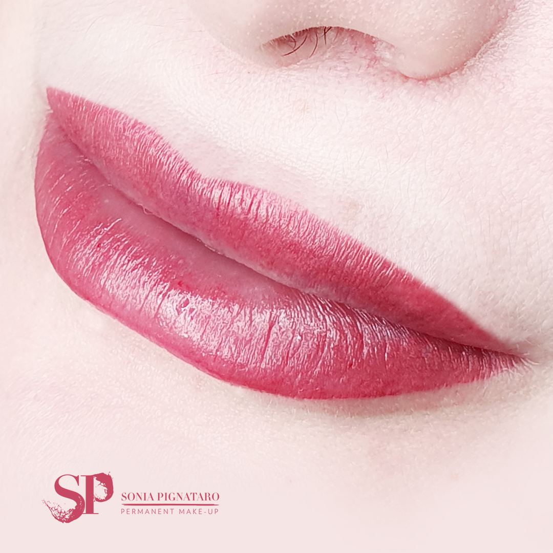 Aquarelle lips, labbra realizzate con il trucco permanente (Roma)